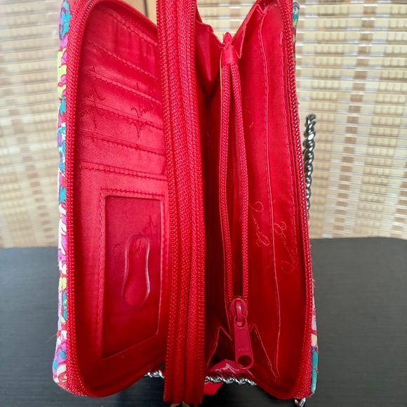 Vera Bradley Paisley in Paradise trifold wallet wristlet - Picture 5 of 10